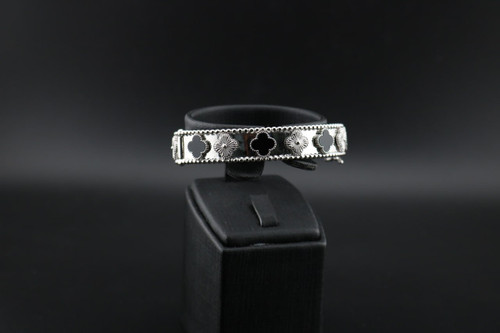 دستبند النگویی ونکلیف