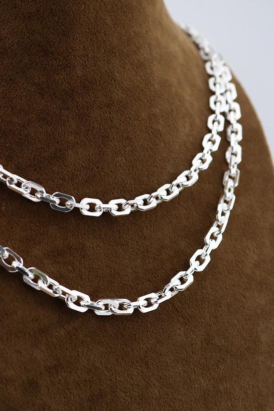 زنجیر نقره دیپلمات