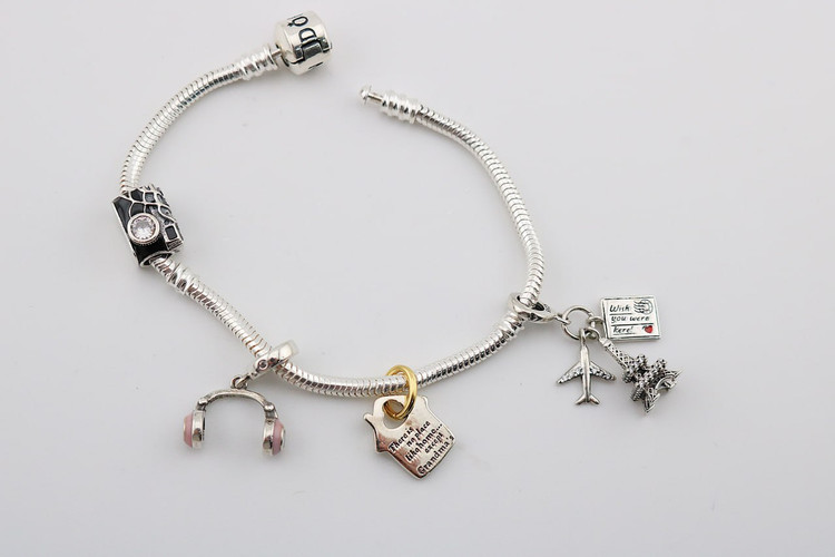 دستبند نقره پاندورا