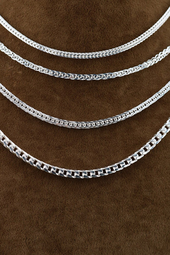 زنجیر نقره میرو