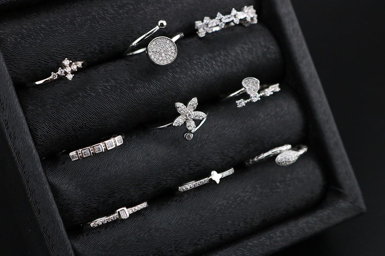 انگشتر نقره زنانه