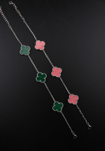 دستبند نقره زنانه