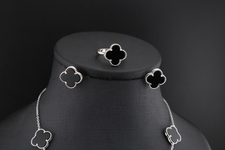 سرویس نقره زنانه