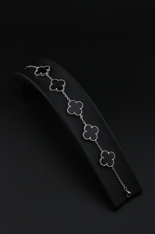 دستبند نقره زنانه