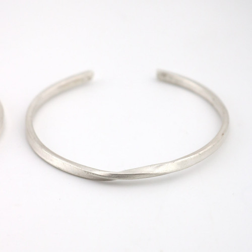 بنگل نقره اسپرت