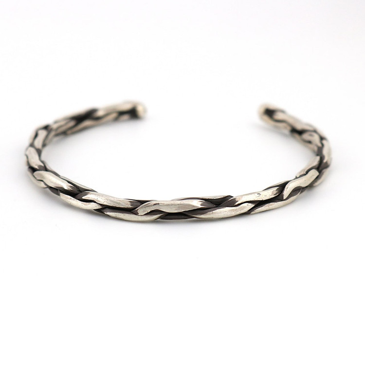 بنگل نقره اسپرت