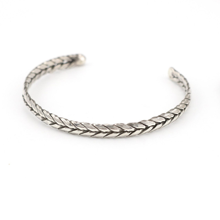 بنگل نقره اسپرت