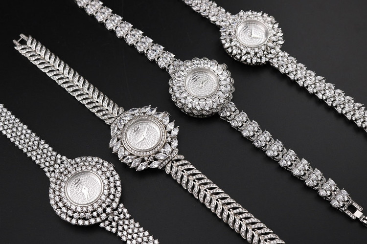 ساعت نقره زنانه